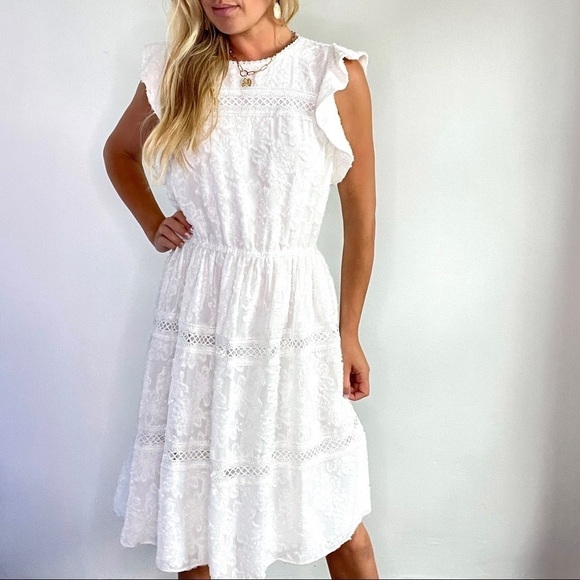 Gibson Latimer White Lace & Floral Dress - Picture 1 of 9